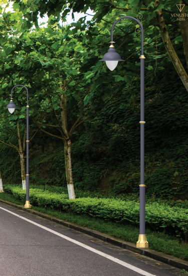 Contemporary Garden Lamp